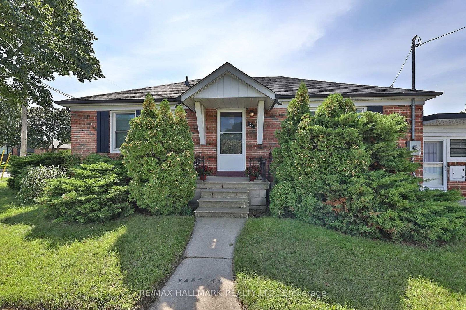 55 Athol Avenue • Toronto, ON photo 4