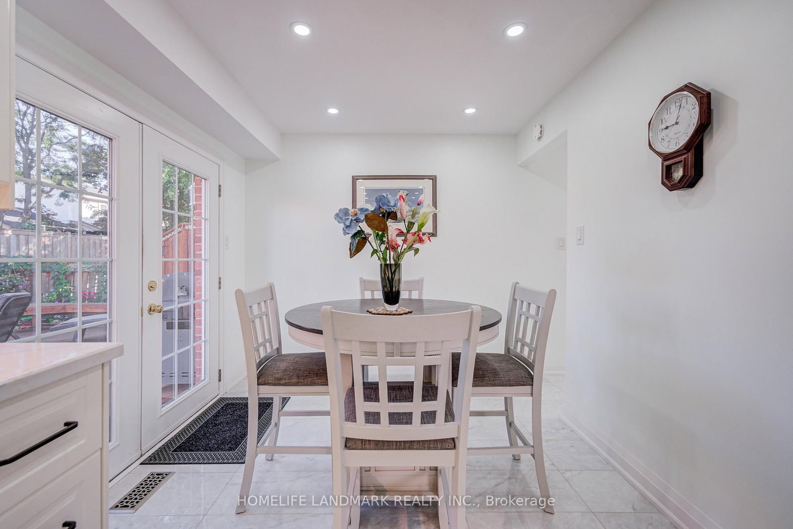 3191 Renton Road • Burlington, ON photo 16