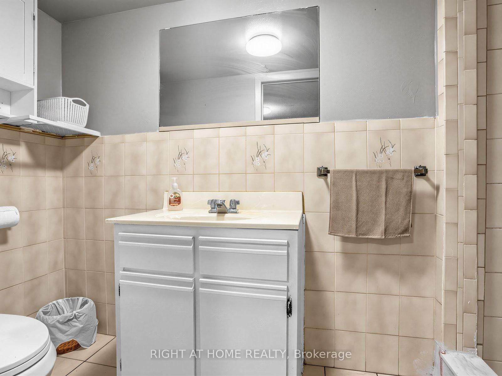 102 Judson Street • Toronto, ON photo 35