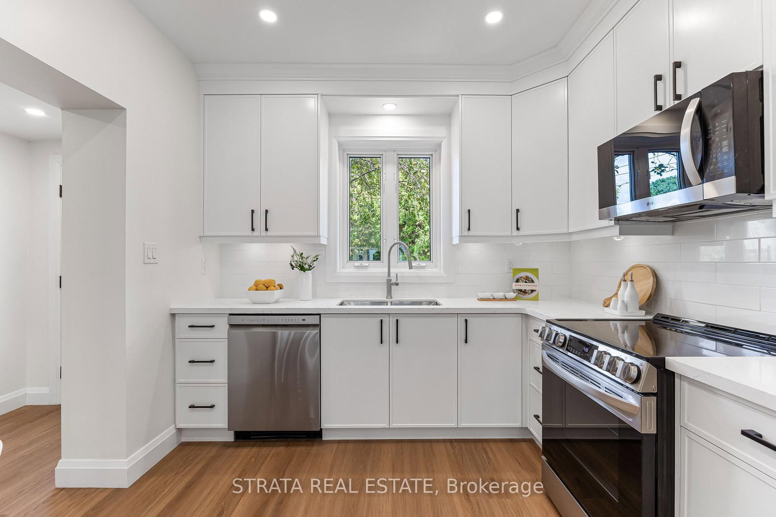 316 St Johns Road • Toronto, ON photo 14