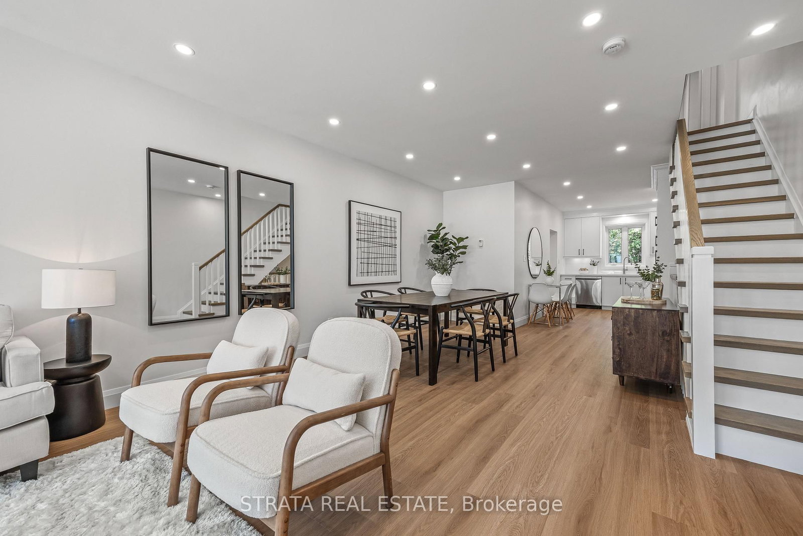 316 St Johns Road • Toronto, ON photo 4