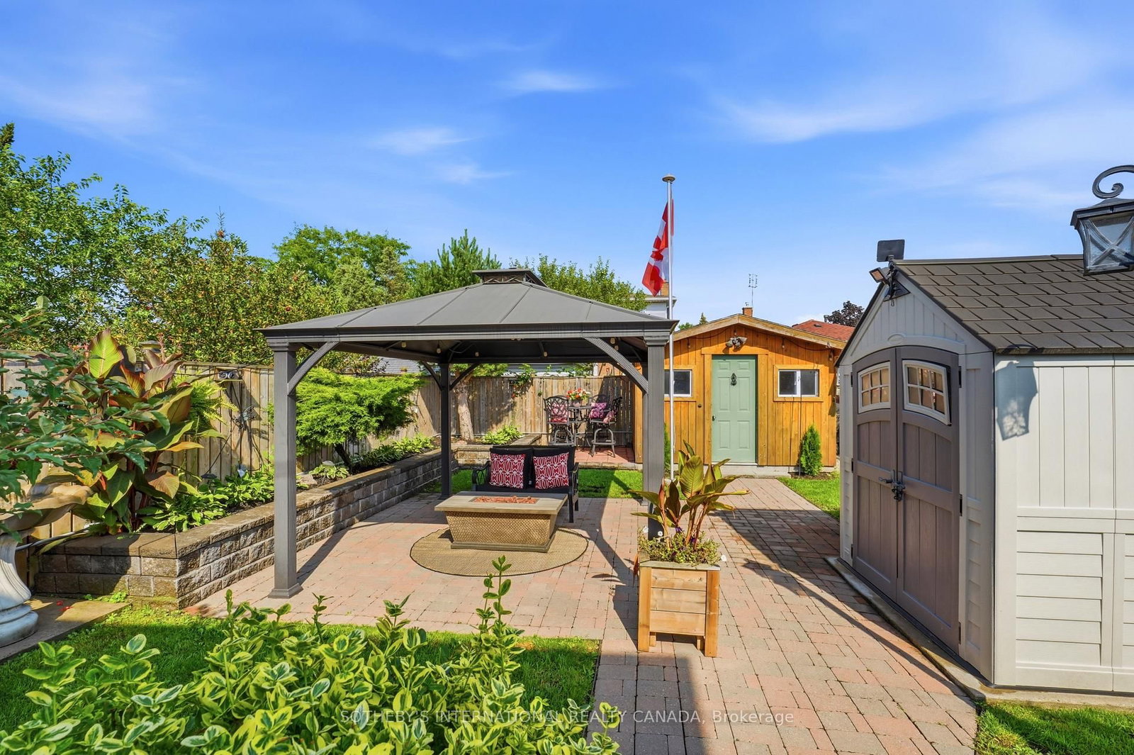 2429 Whaley Whaley Drive • Mississauga, ON photo 4