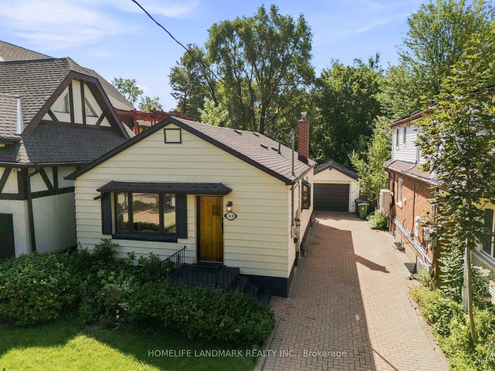 Property at 33 Ash
