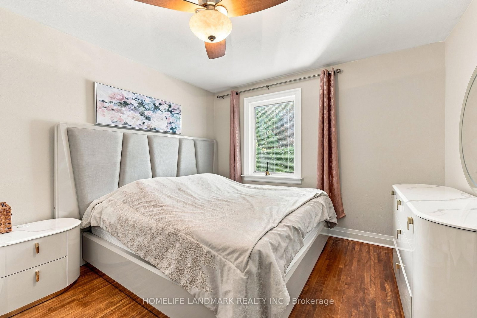 33 Ash Crescent • Toronto, ON photo 15