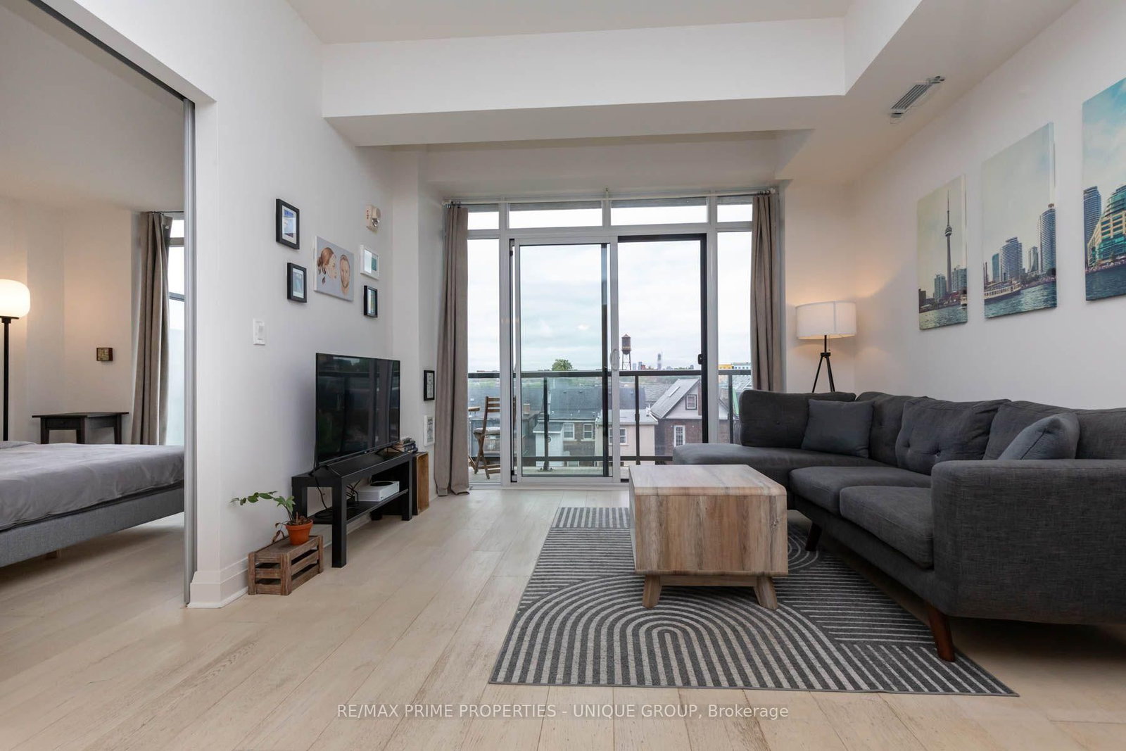 245 Perth Avenue • #304 • Toronto, ON photo 4