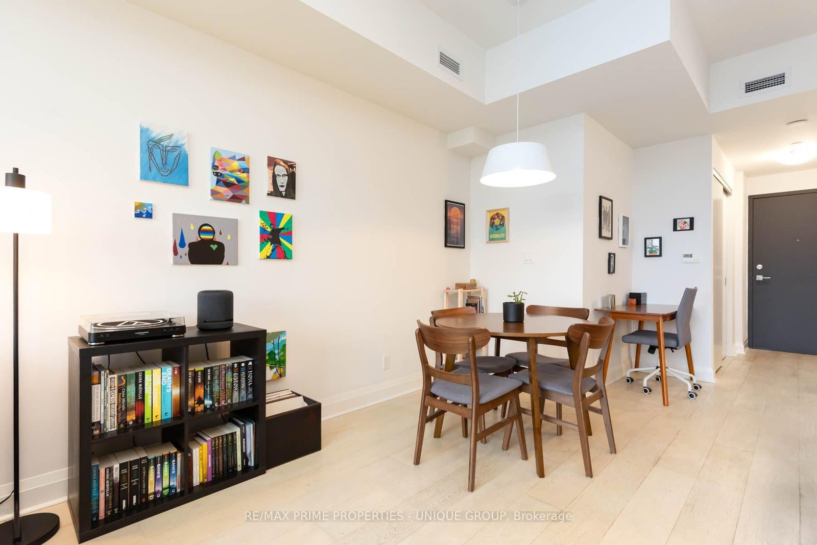 245 Perth Avenue • #304 • Toronto, ON photo 8