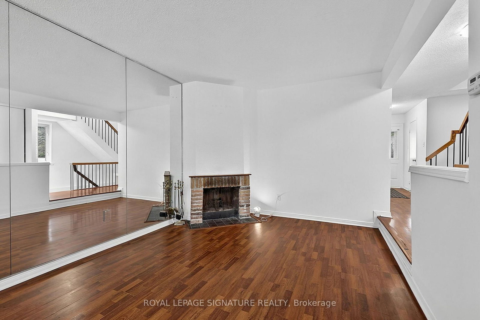 5950 Chidham Crescent • Mississauga, ON photo 17