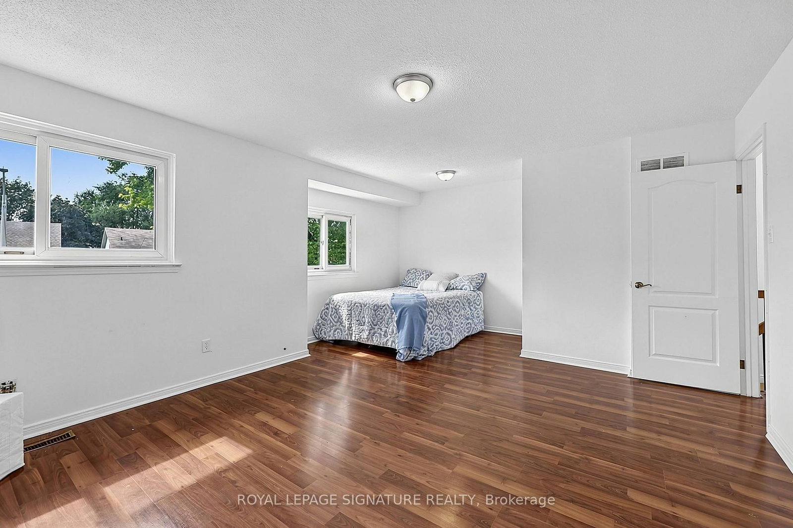 5950 Chidham Crescent • Mississauga, ON photo 28