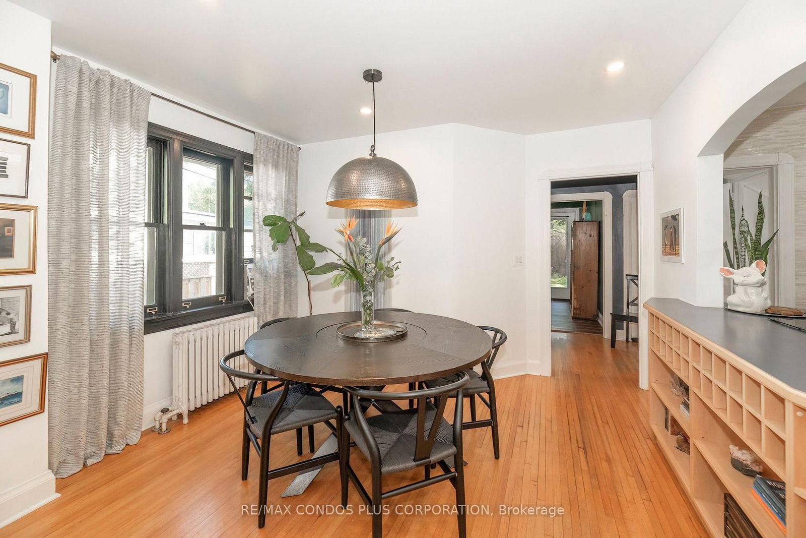 11 Elton Crescent • Toronto, ON photo 8