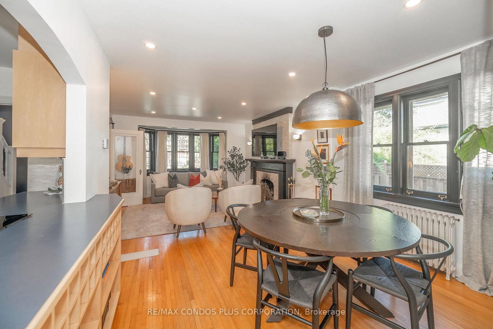 11 Elton Crescent • Toronto, ON photo 9