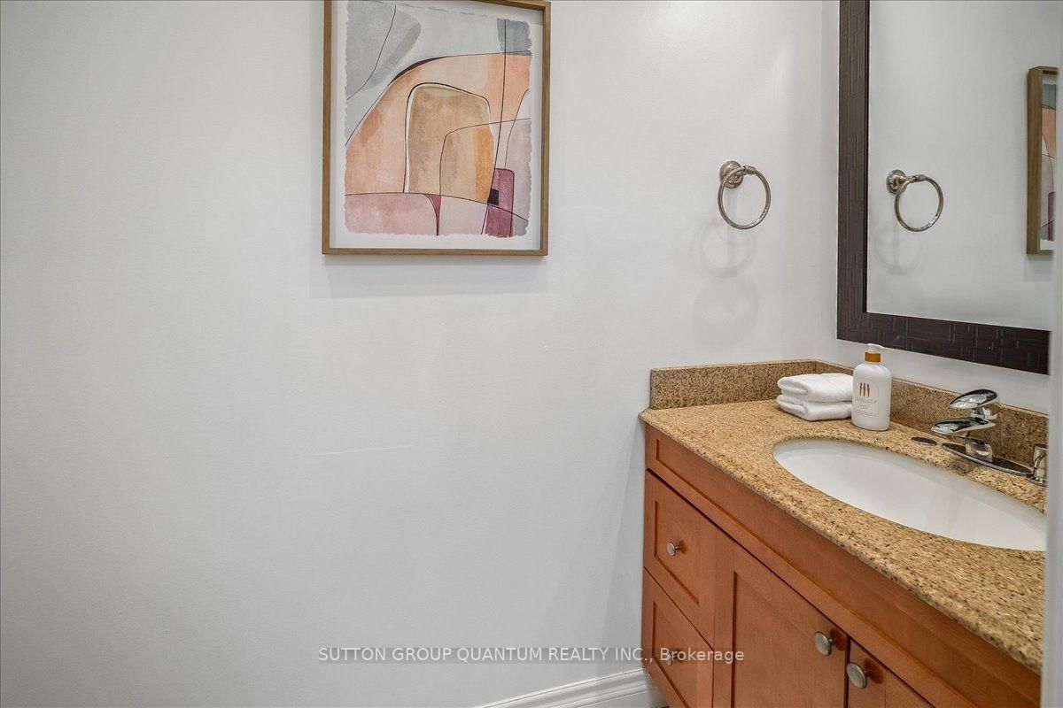 1023 Runnymead Crescent • Oakville, ON photo 15