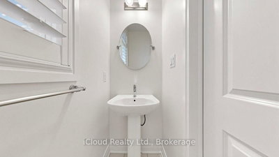 563 Bellflower Court • Milton, ON photo 8