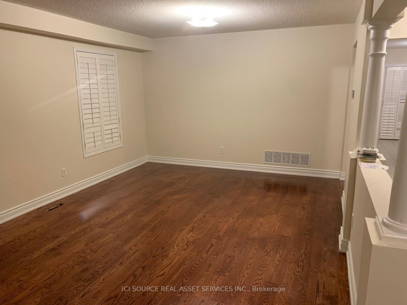 Upper - 4783 Apple Blossom Circle