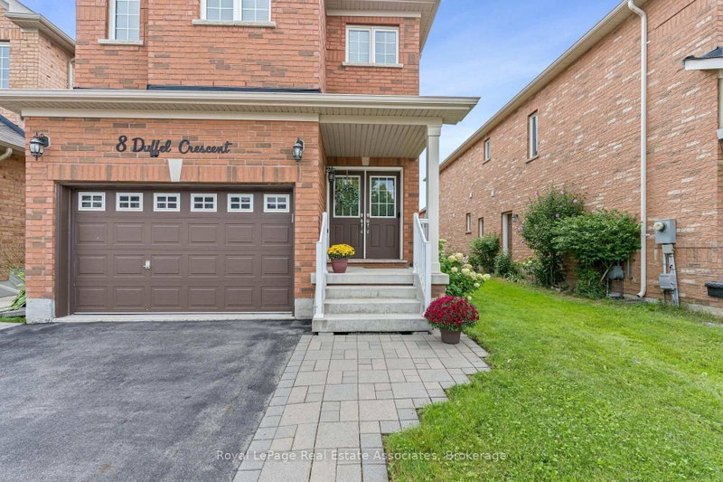 8 Duffel Crescent