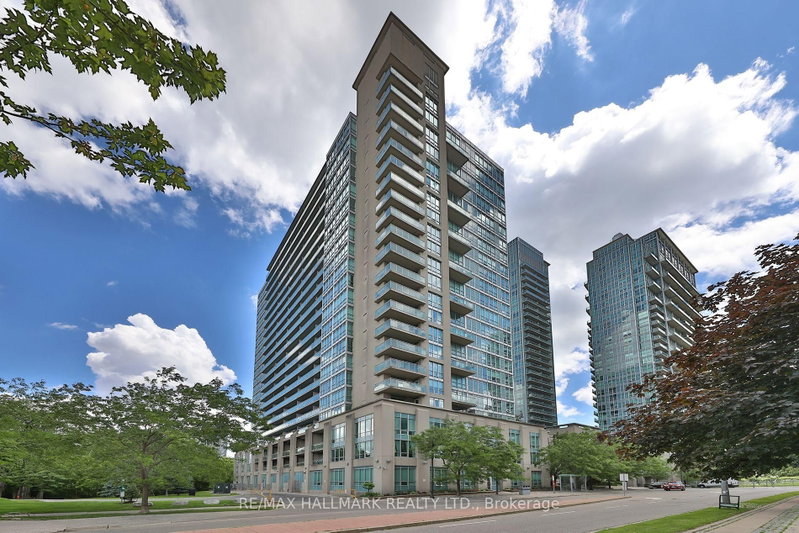1810 - 185 Legion Road N
