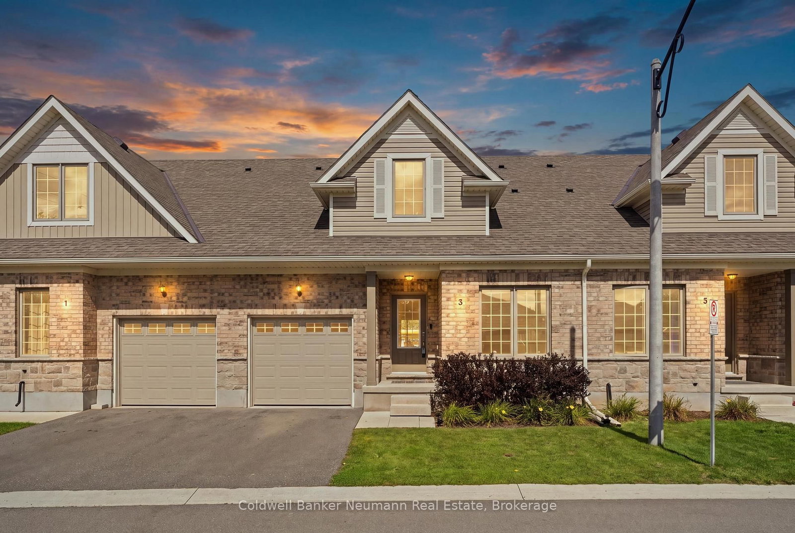 3 Braida Lane • Halton Hills, ON photo 1
