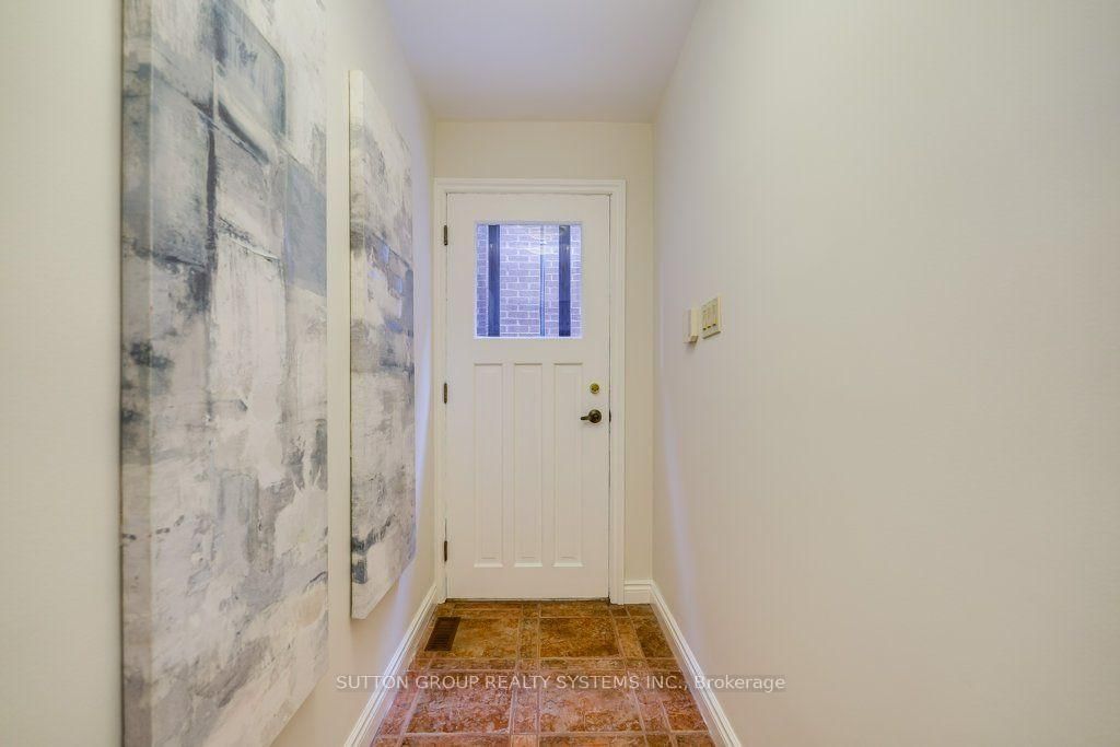 93 Poplar Heights Drive • Toronto, ON photo 24