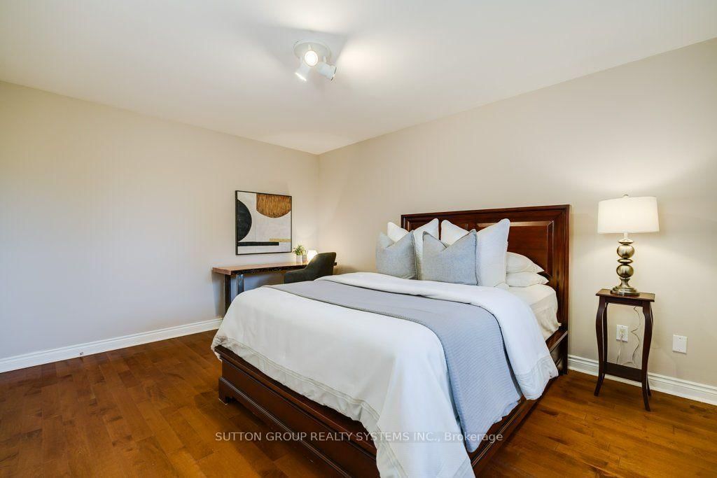 93 Poplar Heights Drive • Toronto, ON photo 31