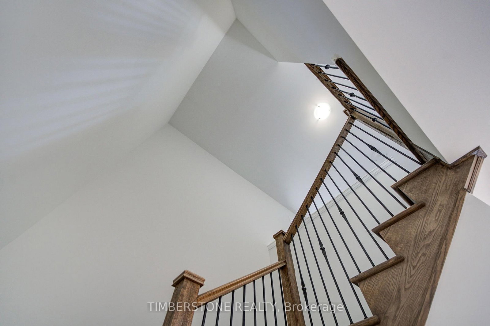 66 Freedom Oaks Trail • Brampton, ON photo 8