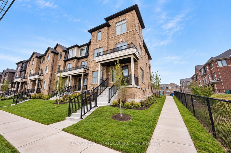 18 Vestry Way