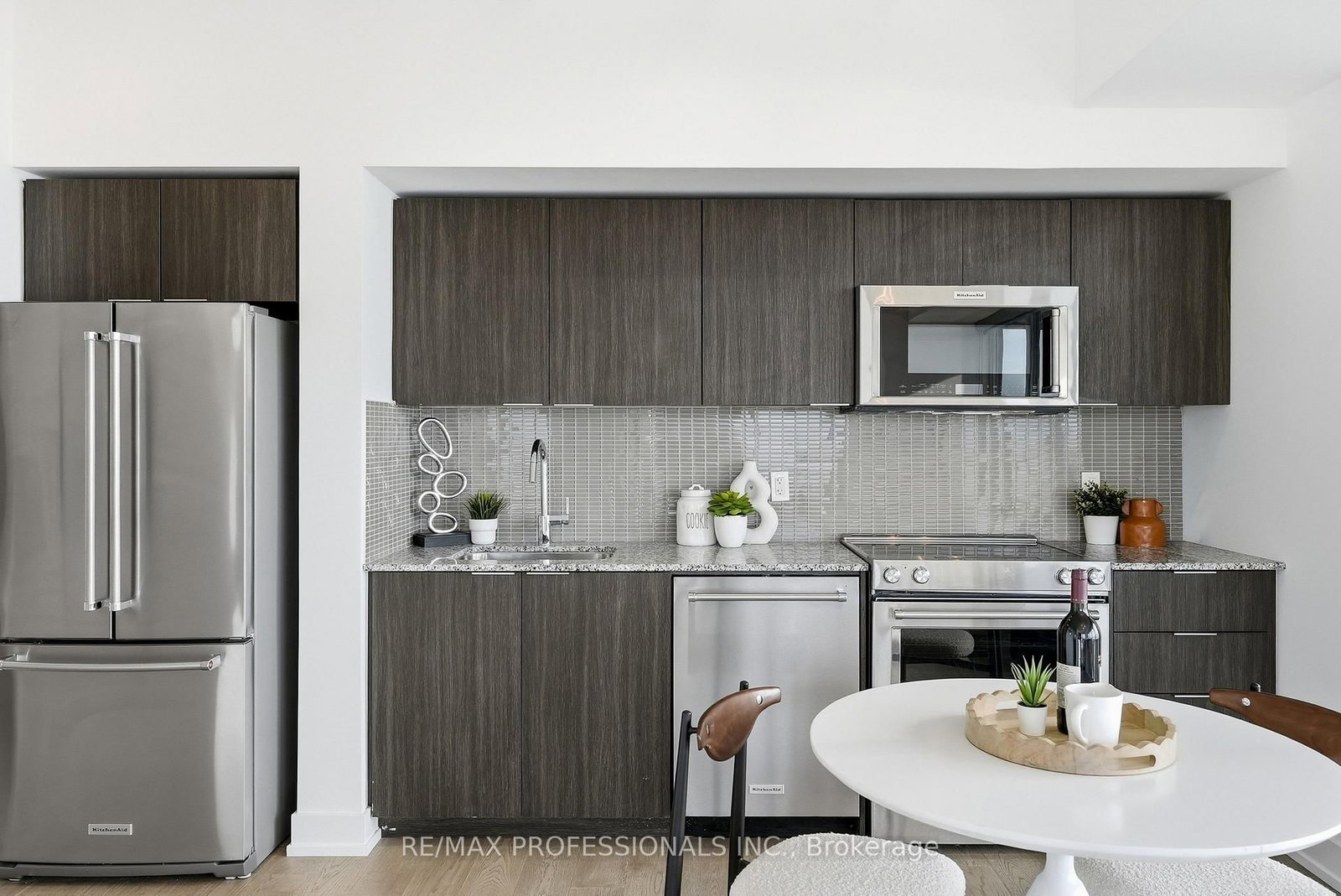 30 Shore Breeze Drive • #2418 • Toronto, ON photo 12