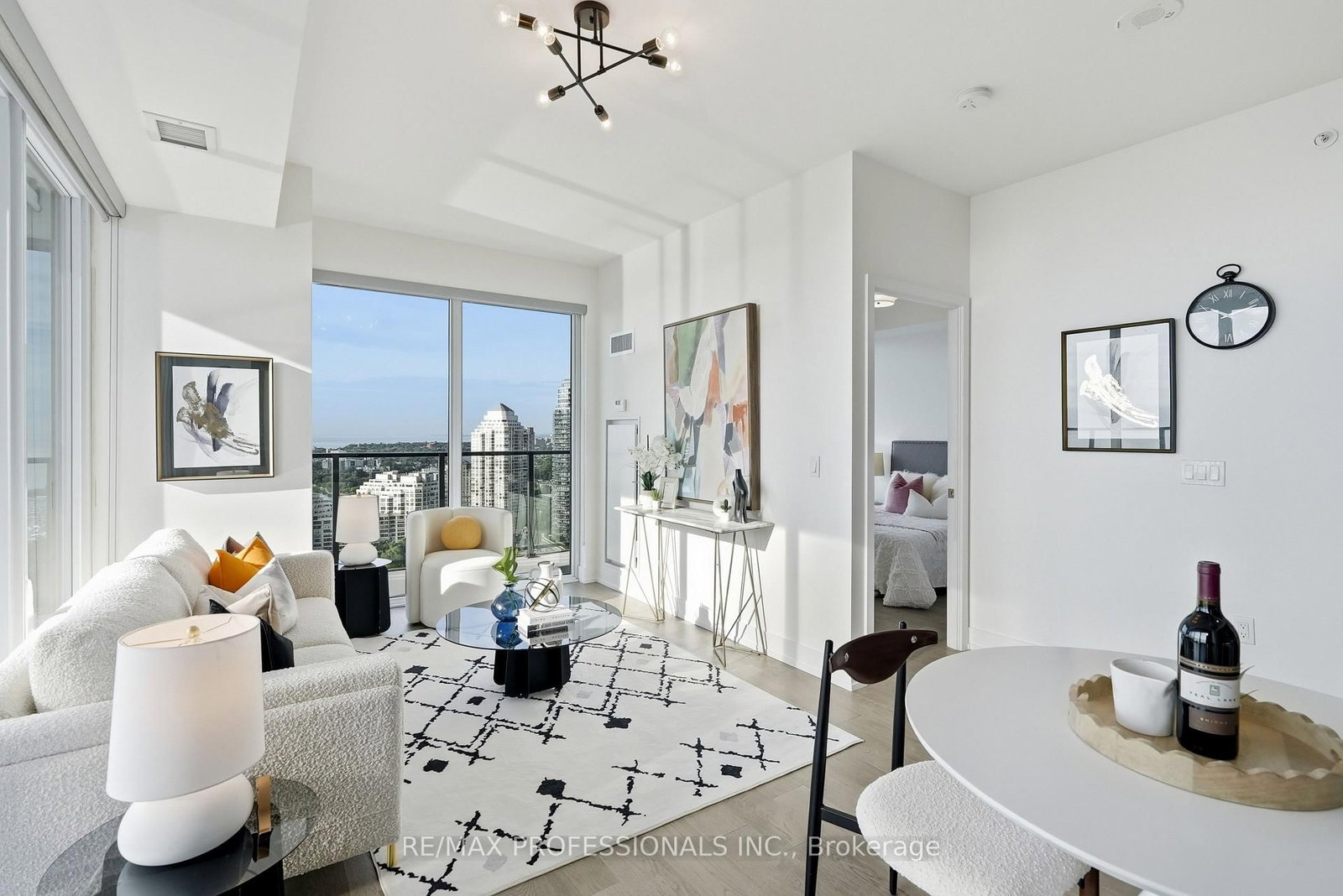 30 Shore Breeze Drive • #2418 • Toronto, ON photo 19