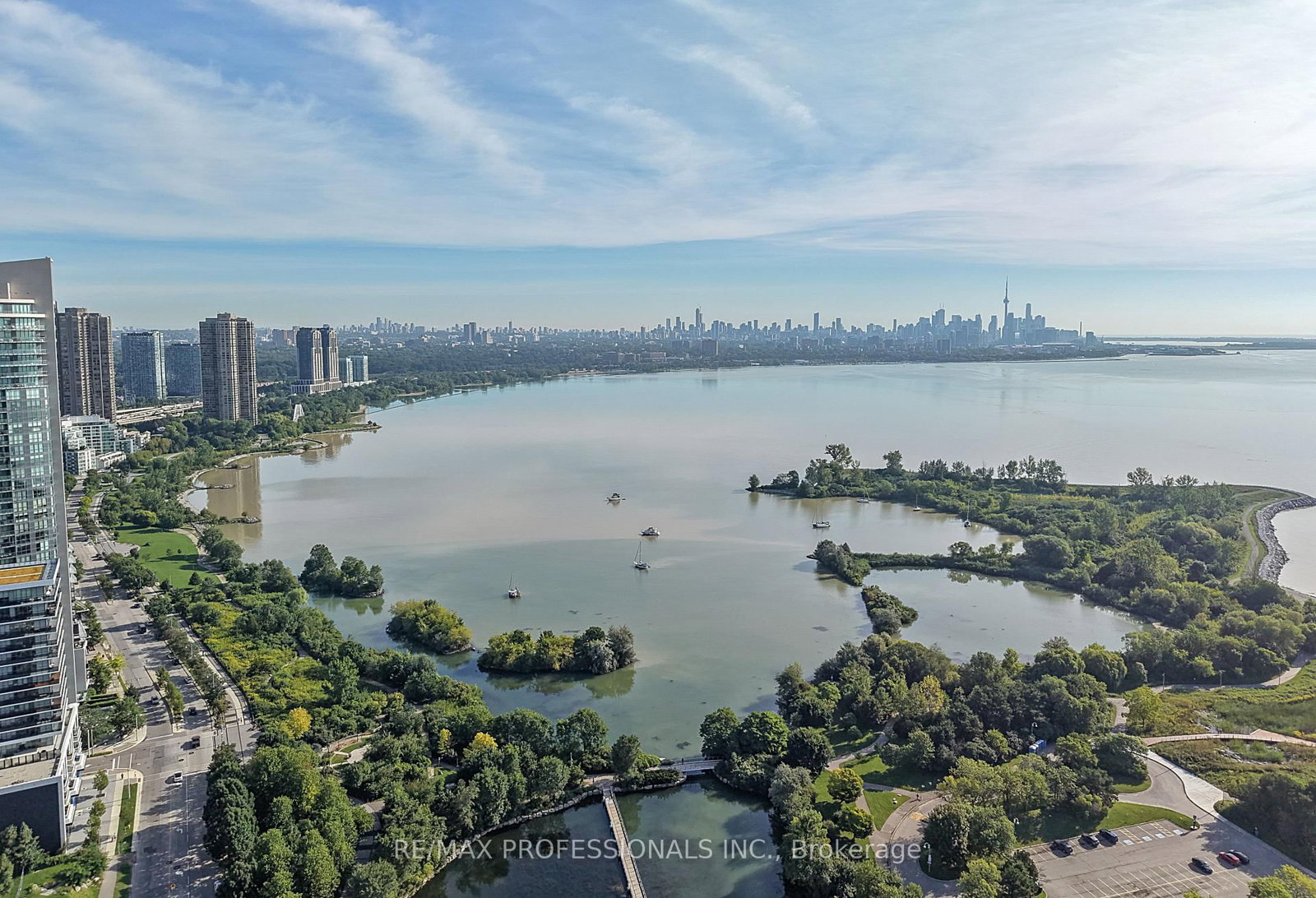 30 Shore Breeze Drive • #2418 • Toronto, ON photo 50