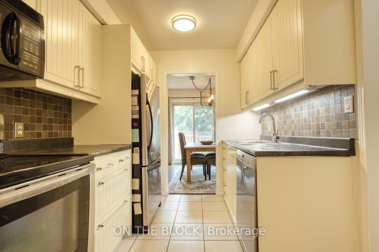 3010 Palmer Drive • #1 • Burlington, ON photo 22