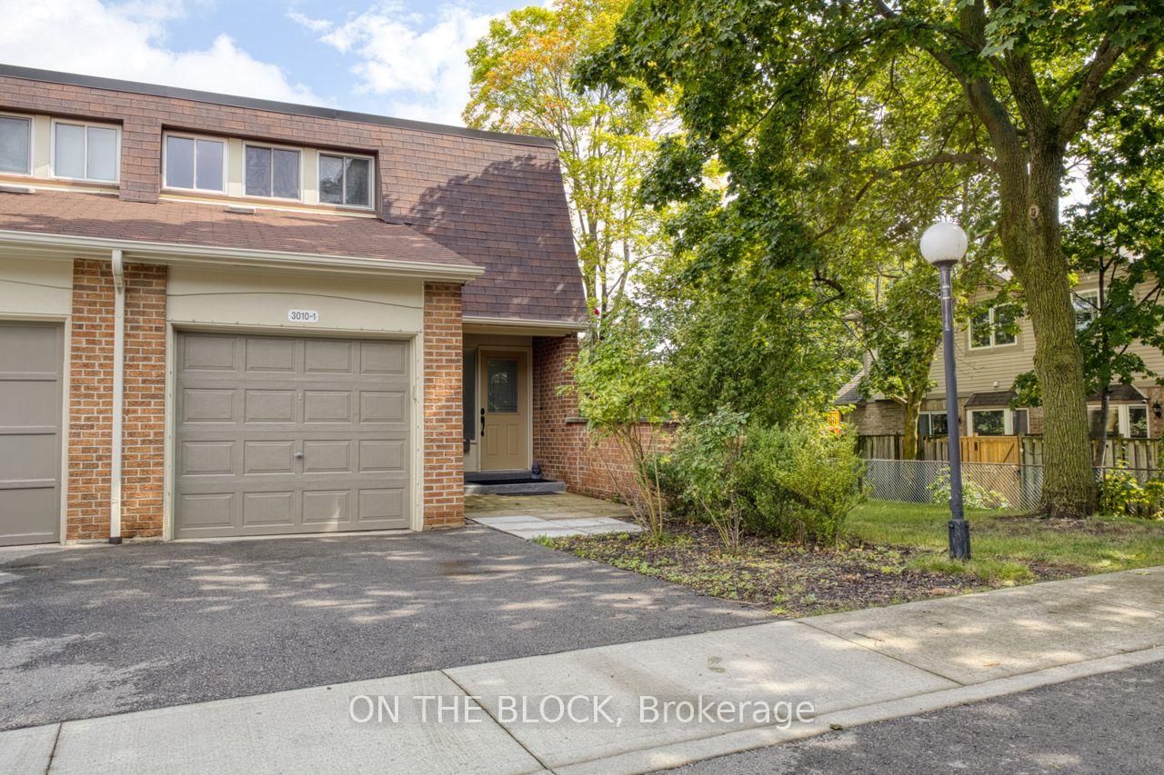 3010 Palmer Drive • #1 • Burlington, ON photo 3