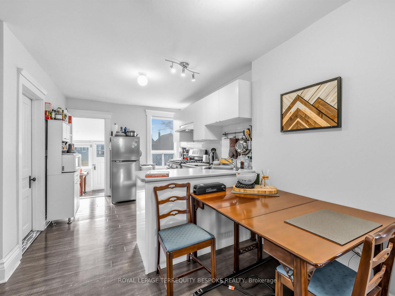 61 Chelsea Avenue • Toronto, ON photo 16