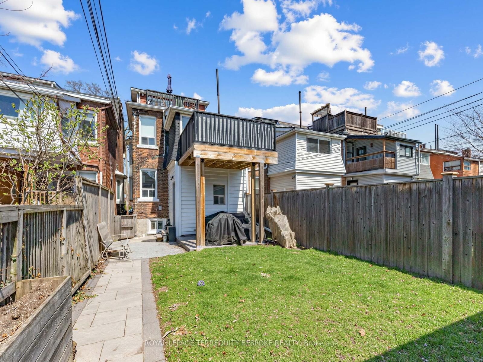 61 Chelsea Avenue • Toronto, ON photo 38