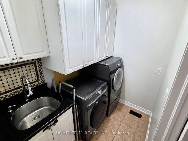 62 Dewside Brampton,ON L6R 0X5 — Photo 10