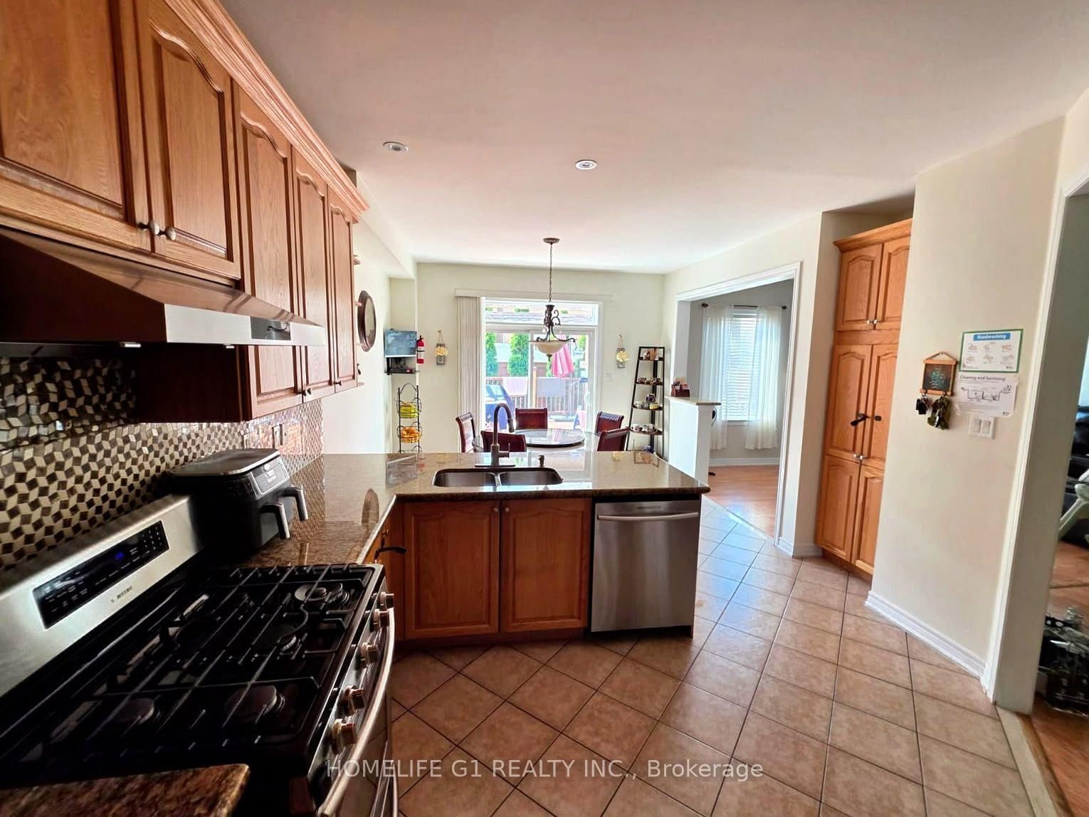 62 Dewside Drive • Brampton, ON photo 5