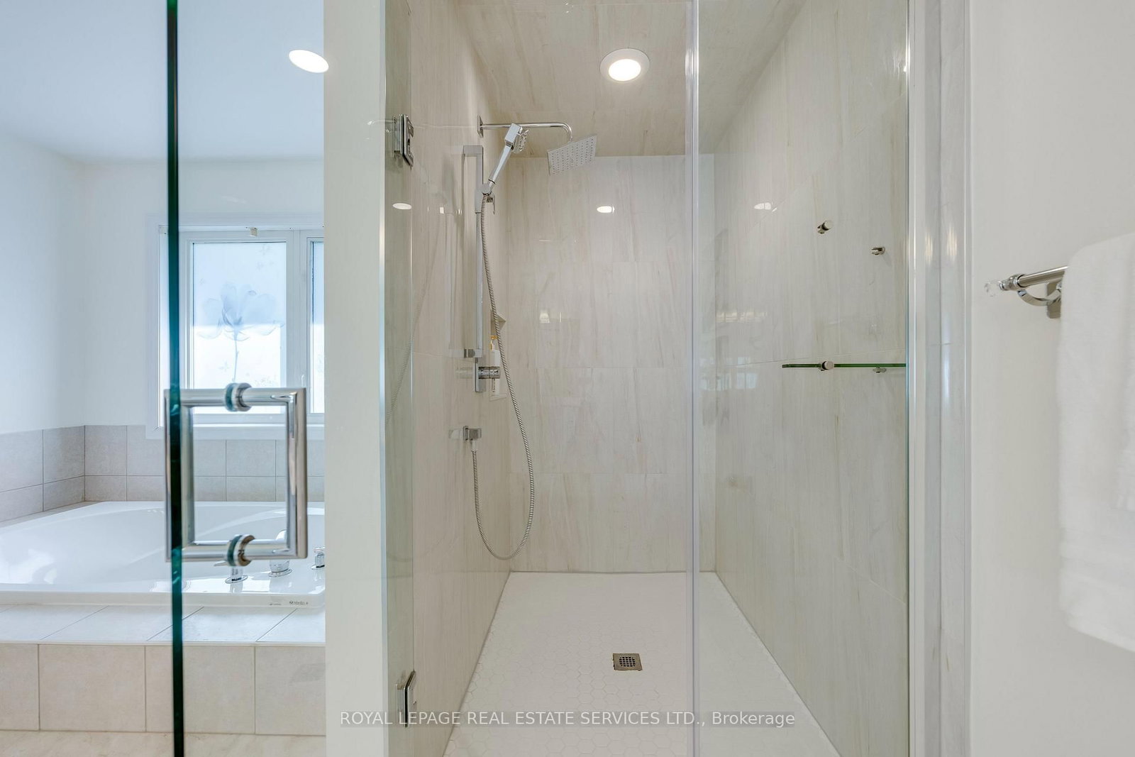 2346 Salcome Drive • Oakville, ON photo 25