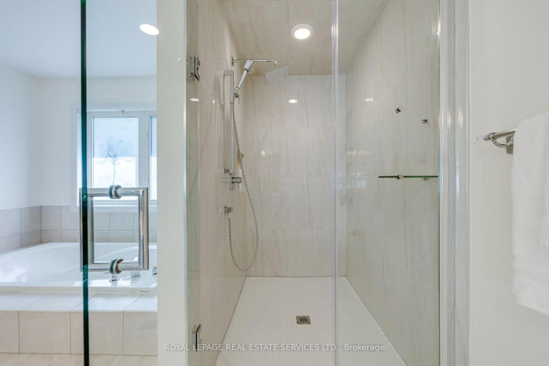 2346 Salcome Oakville,ON L6H 7N3 — Photo 25