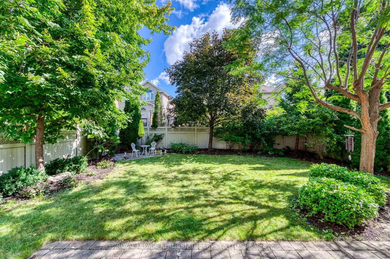 2346 Salcome Oakville,ON L6H 7N3 — Photo 40