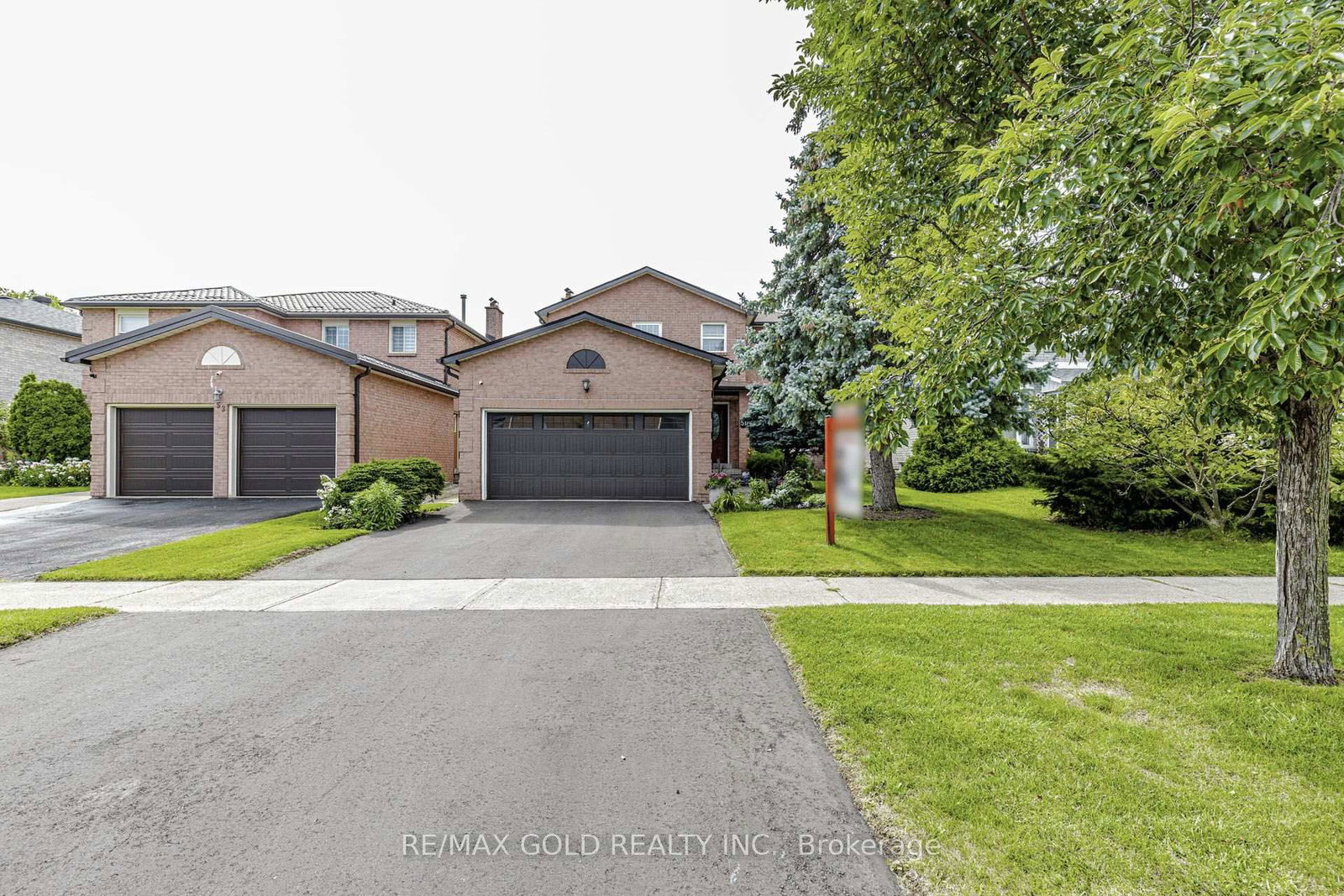 51 HAVELOCK Drive E • Brampton, ON photo 2