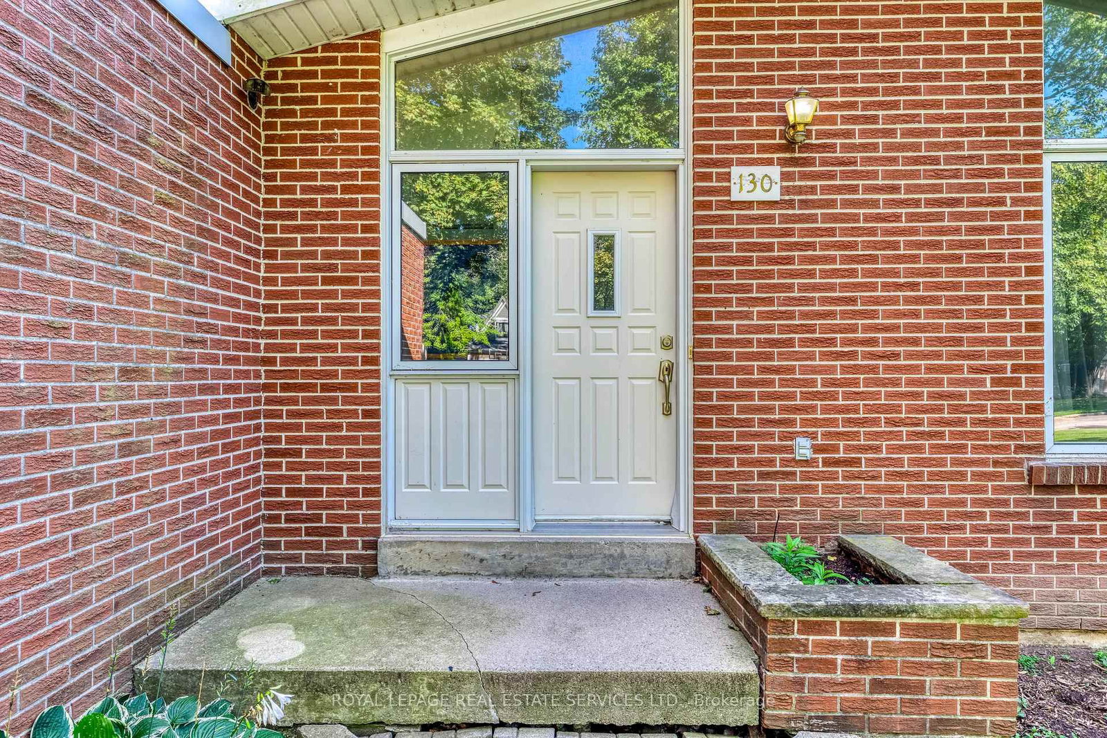 130 Solingate Drive • Oakville, ON photo 14