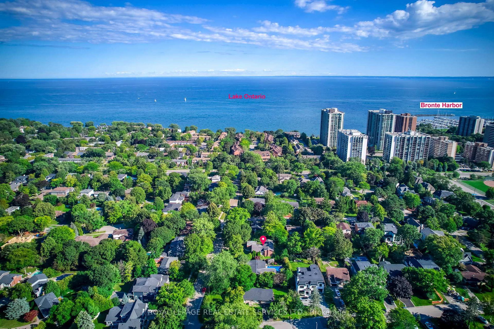 130 Solingate Drive • Oakville, ON photo 2