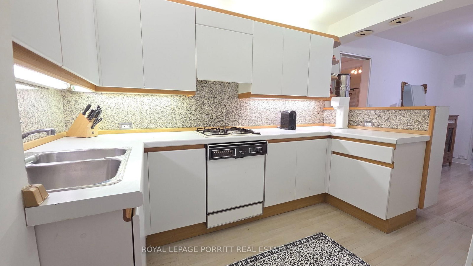 51 Thirty Sixth Street • Toronto, ON photo 10