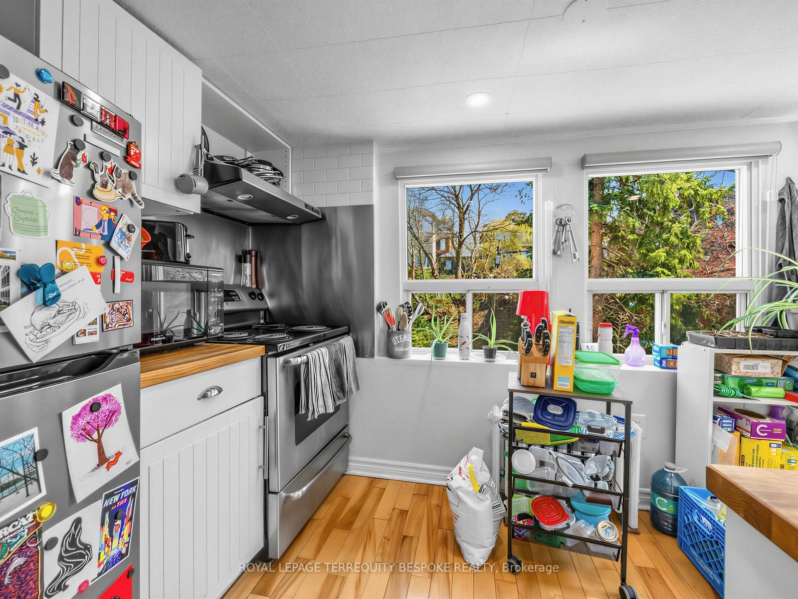 505 Parkside Drive • Toronto, ON photo 10