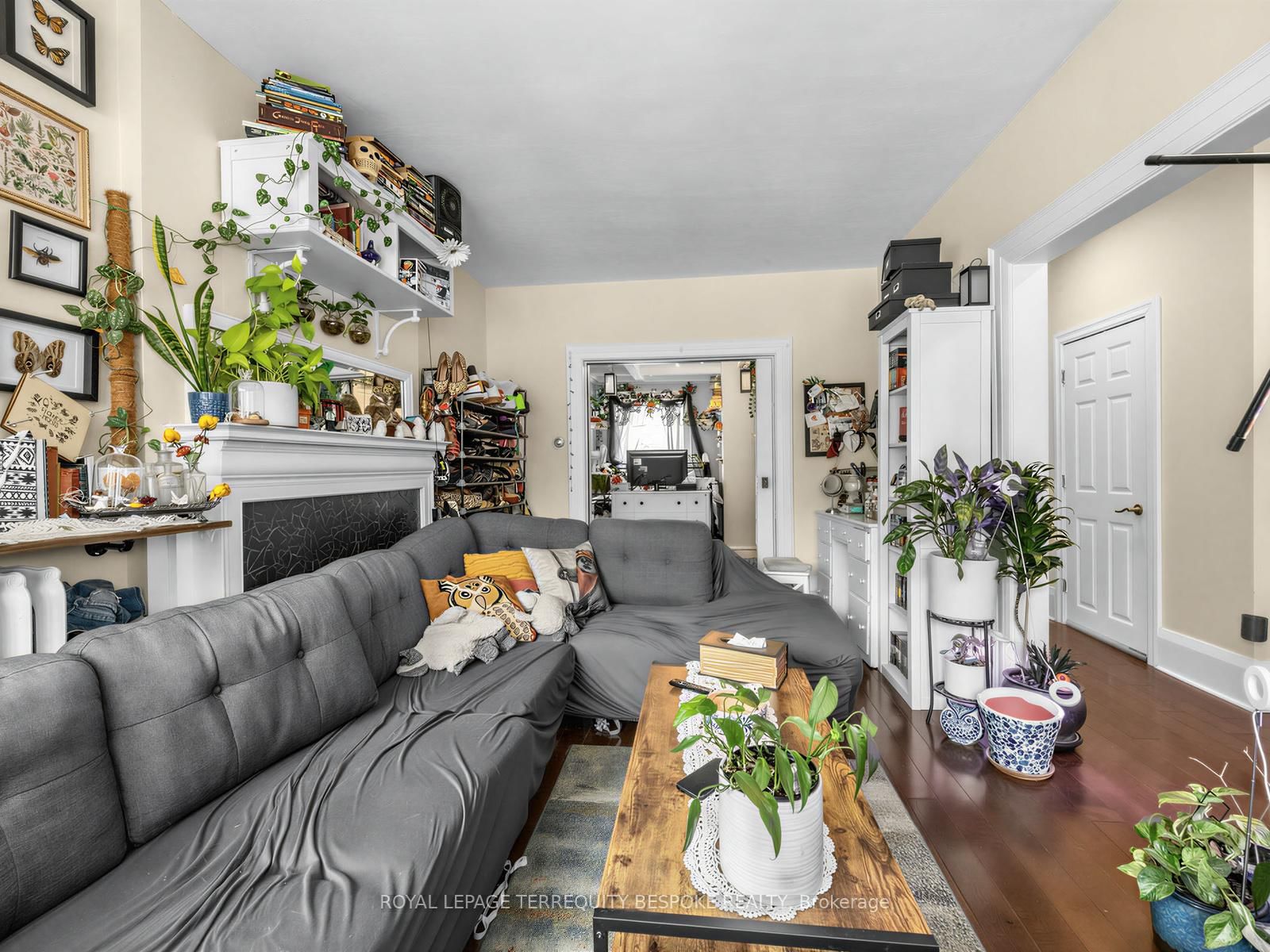 505 Parkside Drive • Toronto, ON photo 27