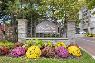2045 Lake Shore Boulevard W • #2904 • Toronto, ON photo 3