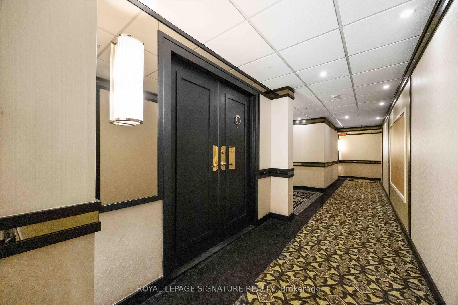 2045 Lake Shore Boulevard W • #2904 • Toronto, ON photo 4
