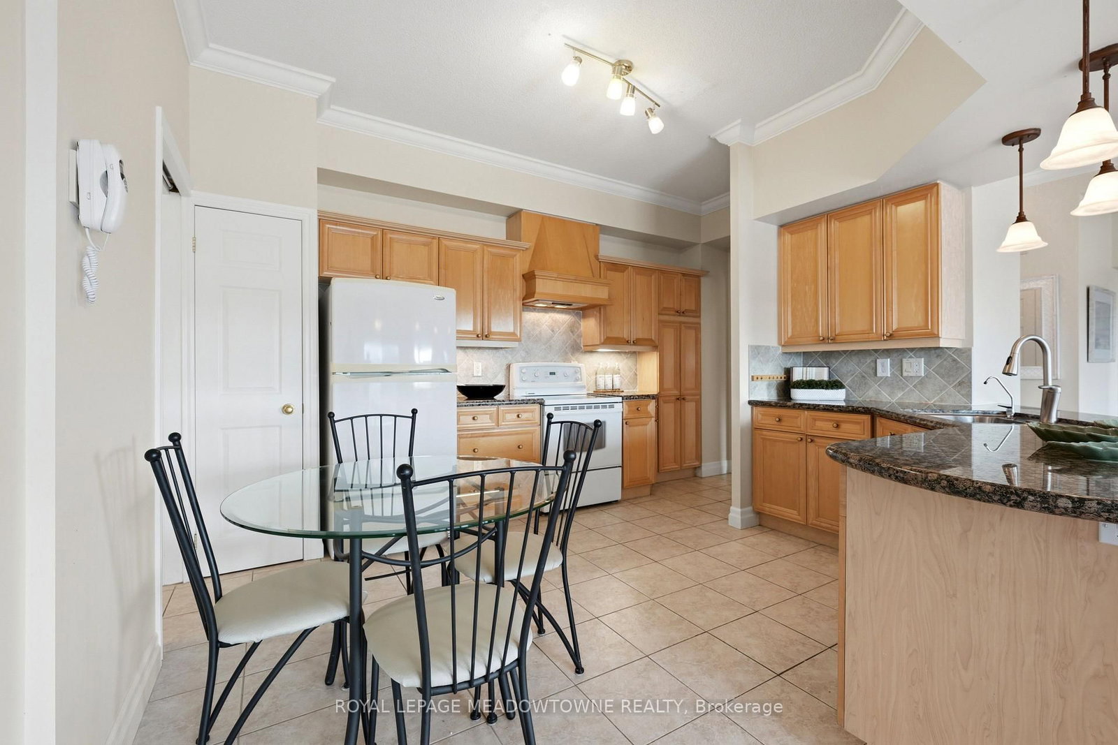 24 Chapel Street • #Ph02 • Halton Hills, ON photo 15
