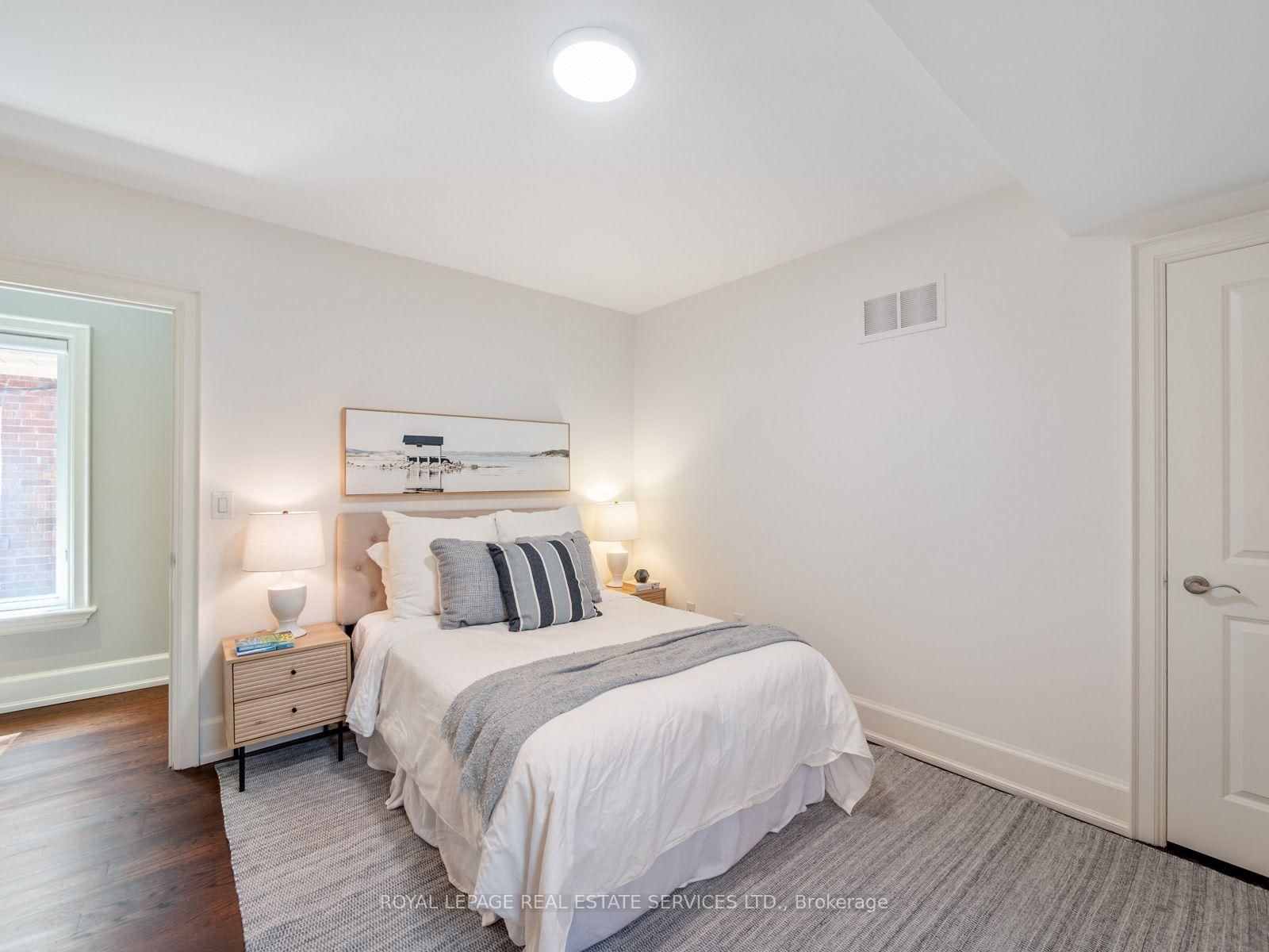 330 Willard Avenue • Toronto, ON photo 33