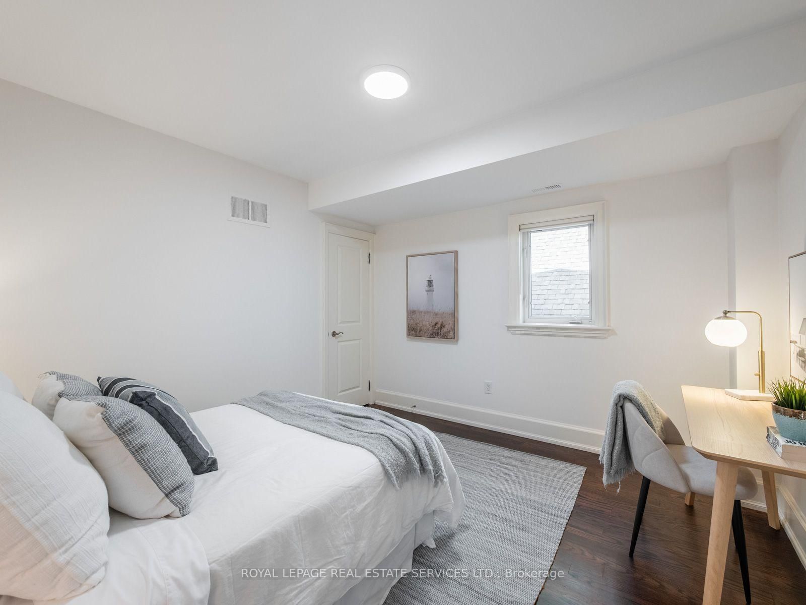 330 Willard Avenue • Toronto, ON photo 35