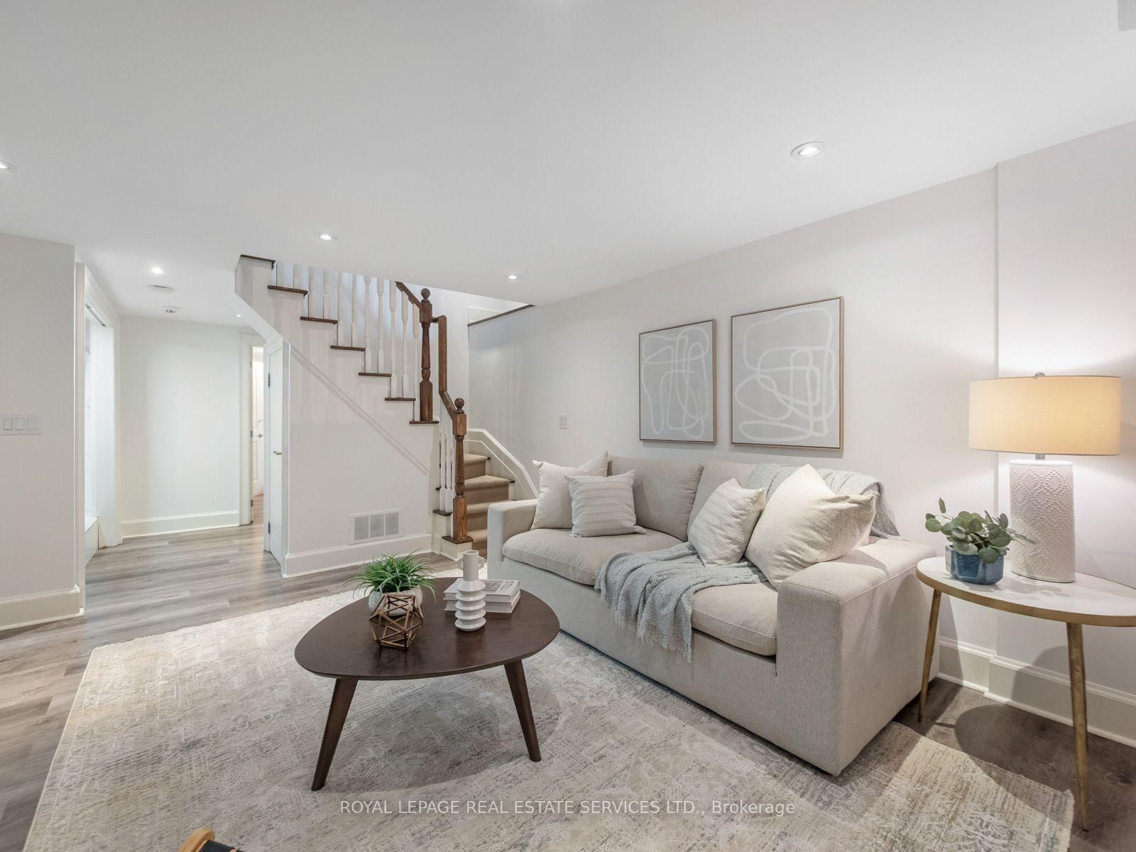 330 Willard Avenue • Toronto, ON photo 37