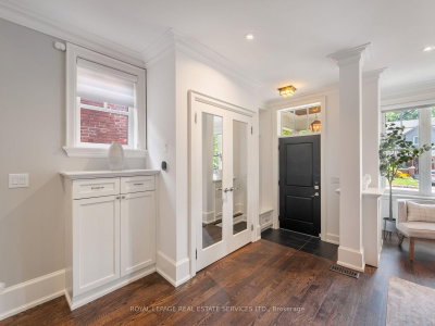 330 Willard Avenue • Toronto, ON photo 4