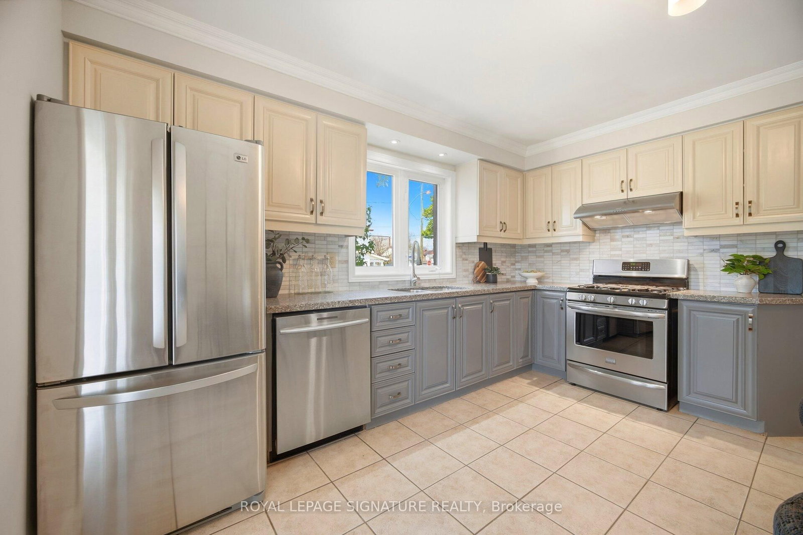 189 Aileen Avenue • Toronto, ON photo 15